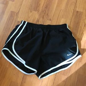 Nike Shorts - black nike shorts TRADING! Nike Shorts - black nike shorts TRADING!